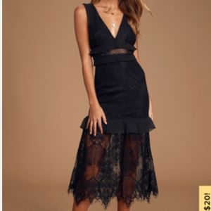 NWT Lulus Black Lace Ruffle Tiered Midi Dress